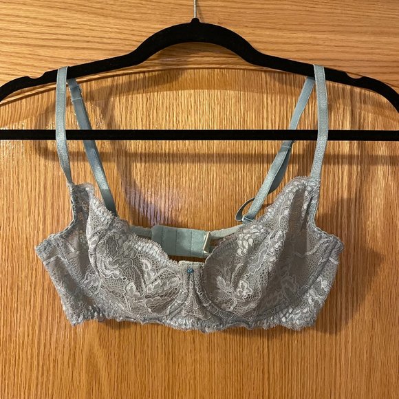 Stunning Sea-foam Green lace bra, Size 36C - Picture 1 of 6